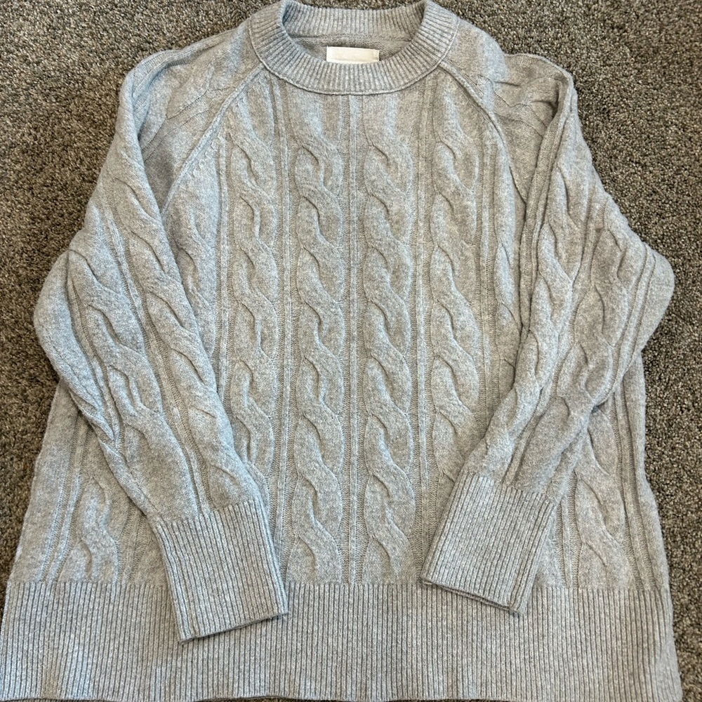 Aerie Light Gray Knit Sweater